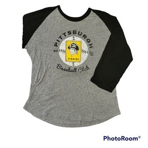 Pittsburgh pirates Roberto Clemente long sleeve tee